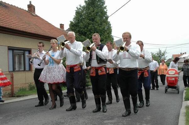 Fotogalerie - Babské hody - Oficiální stránky obce Habrovany