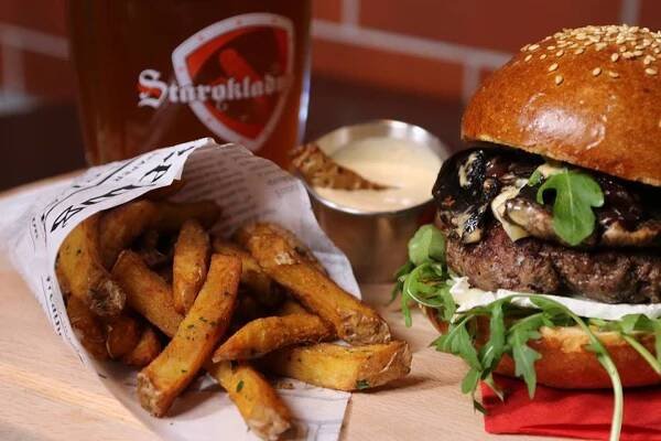 Želva beers burgers Praha | Apetee