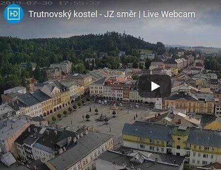 Trutnovský kostel, náměstí - JZ směr