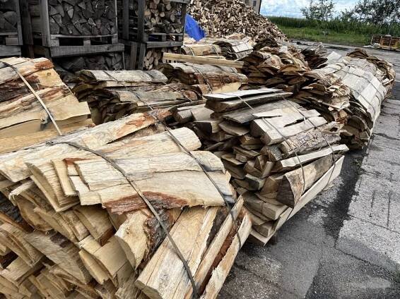 Tvrdé dřevo štípané 1m - krajiny - Kominík Chotětov