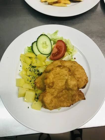 Restaurace a pivnice U Slunce - Blansko | Česká kuchyně blízko mě | Zamluvit nyní