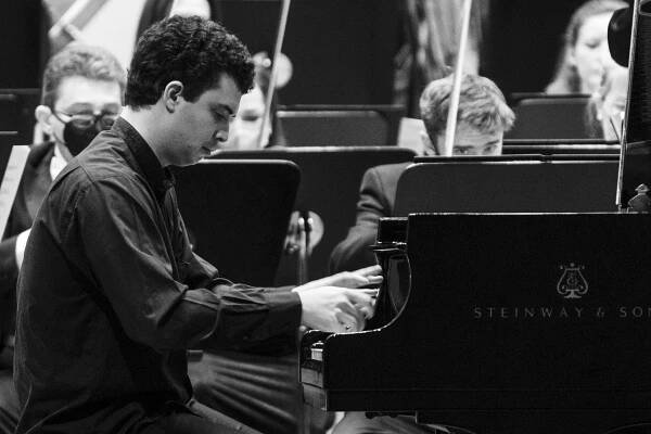 Jiří Rožeň a jeho debut u Slovenské filharmonie – KlasikaPlus.cz