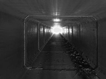 svetlo na konci tunelu