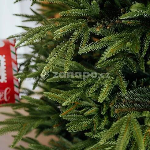 Umělý vánoční stromeček Smrk Nordic 3D 150 cm - zanapo.cz