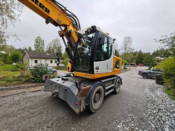Liebherr 918 - Prachatice
