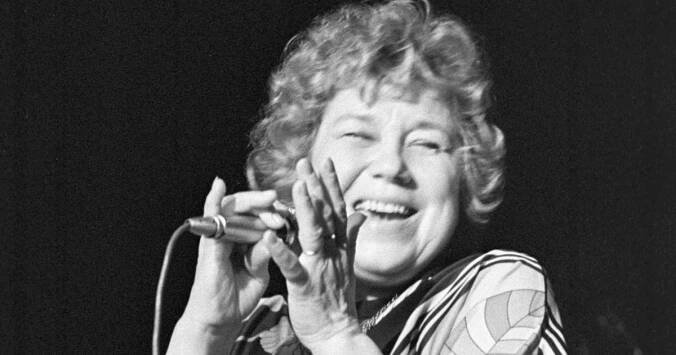 Vlasta Průchová, česká legenda jazzu. Nazpívala duet se začínajícím Karlem Gottem