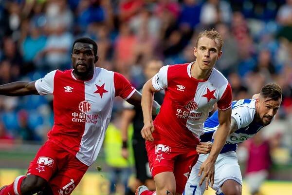 Ze Slavie přichází Lukáš Pokorný