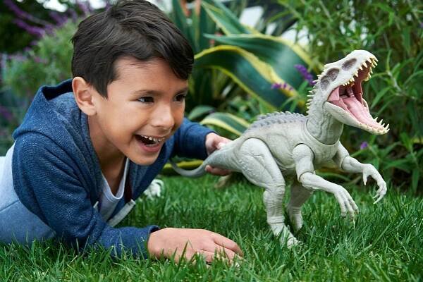 Mattel Jurassic World Dino Trackers