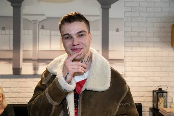 Mikolas Josef vydává single “Colorado”, klip se natáčel v poušti poblíž Las Vegas v Nevadě | Nenudimese.cz
