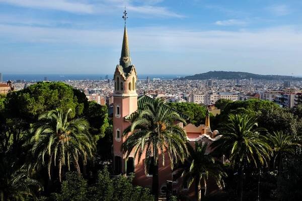 Top 10 Tourist Attractions in Barcelona