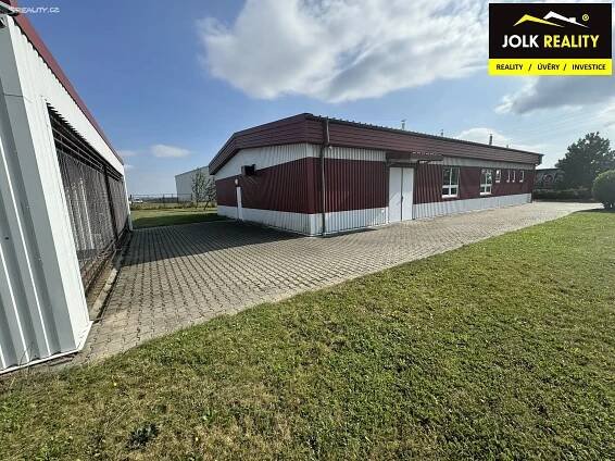 Pronájem obchodní prostory o užitné ploše 315 m2 + pozemek 1622 - Vítkov | Reality.iDNES.cz 