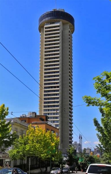 Empire Landmark Hotel - Wikipedia