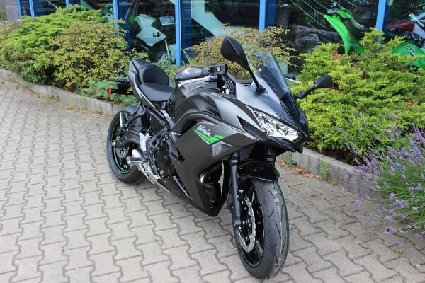 Kawasaki Ninja 650 2024 SKLADEM NYNÍ AKCE