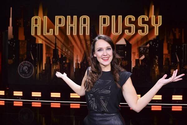 Carolin Kebekus live! Alpha Pussy - Promo - Carolin Kebekus