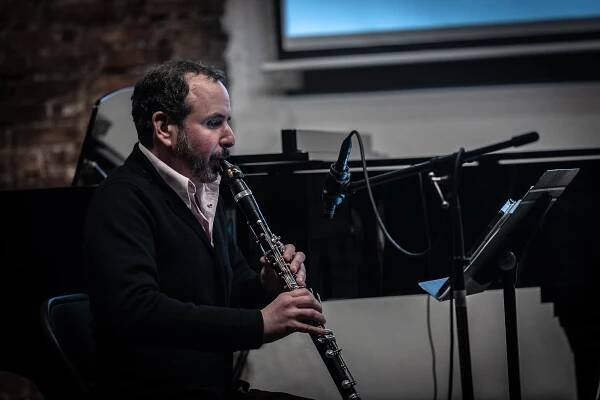 Contact — Joshua Rubin, clarinetist