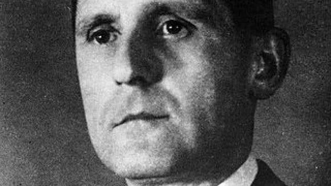 Záhadné zmizení šéfa gestapa. Vraha Židů možná pohřbili na židovském hřbitově