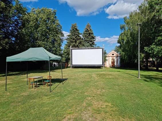 Týnecké letní kino 2022 poprvé | Obec Velký Týnec