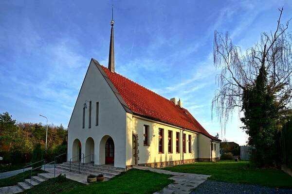 Fotogalerie • Kaple Českobratrské církve evangelické - Milíčova modlitebna (Kaple) • Mapy.com