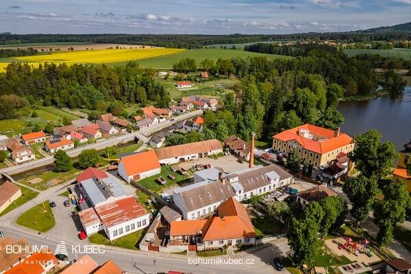 Pronájem zemědělského areálu o rozloze 3 701m2 v Budislavi u Tábora, obrázek č. 2