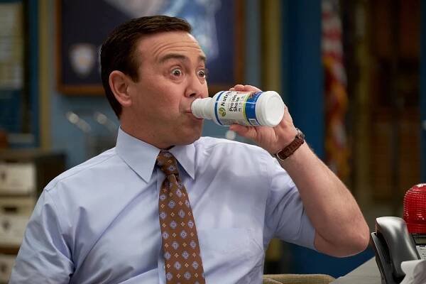 Brooklyn 99 - NutriBoom - Z filmu - Joe Lo Truglio