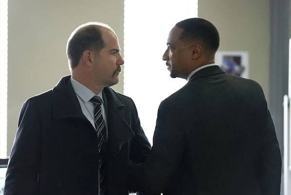 INTERVIEW: DAMON GUPTON – BLACK LIGHTNING | Fear Forever