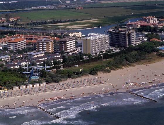 Hotel Ambassador **** - dovolená Caorle - Itálie 2025