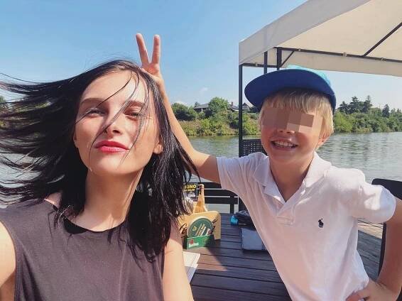 Zpěvačka Iva Frühlingová se těší ze svého devítiletého syna Adámka.