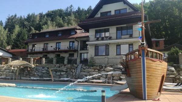 Hotel Podlesí foto 6