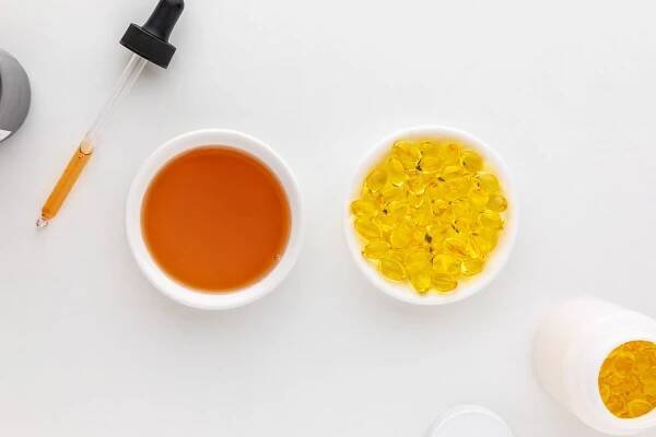 Tocopheryl Acetate oil and soft gels
