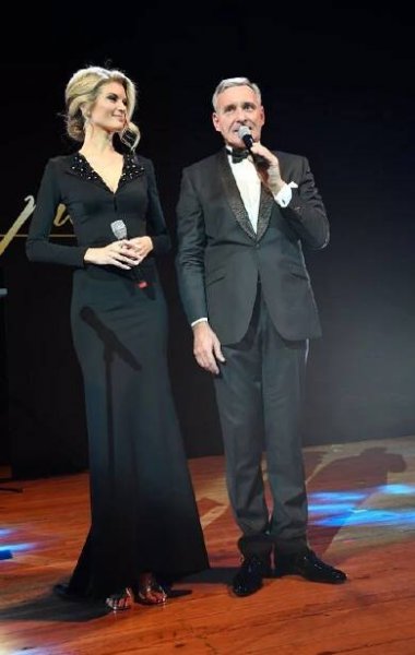 FOTO: Iveta Lutovská, Vítová a Jan Čenský. – stránka 312