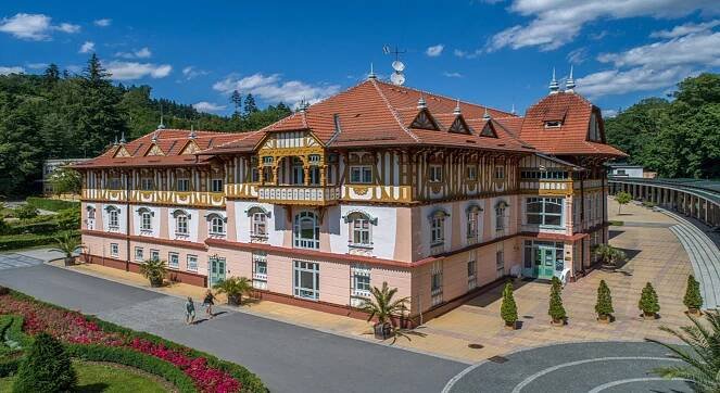 Hotel Jurkovičův dům **** - Lázně Luhačovice