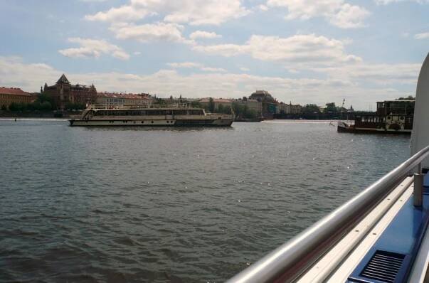 Praha je samá loď
