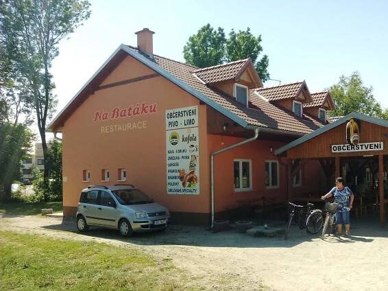 Prístav Petrov na Baťovom kanáli - MedvedkuDajLabku