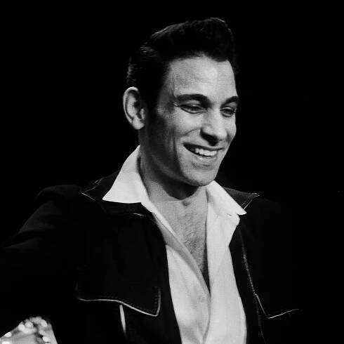 Robert Gordon, Punk Rocker Turned Rockabilly Revivalist, Dies at 75