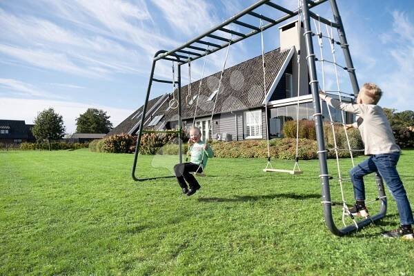 Multifunkční fitness centrum GetSet Monkeybar MB300 Exit Toys rozšiřitelné s ocelovou konstrukcí