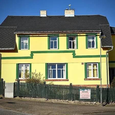 Penzion Slunečnice Dvůr Králové nad Labem Exterior photo