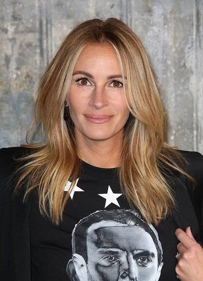 Tohle má být Julia Roberts? Tipněte si, koho s těmito vlasy ztvární ve filmu