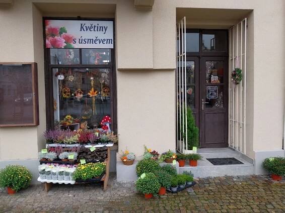 kvetinarstvi-kamenickysenov.cz – květiny,květinářství, Kamenický Šenov, vazba, V našem kvetinárství nabízíme vazbu rezaných
