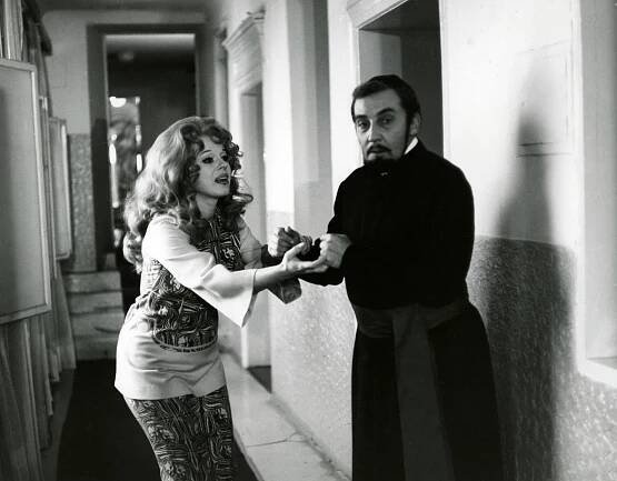 Alfons Karásek v lázních - Z filmu - Iva Janžurová, Miloš Kopecký