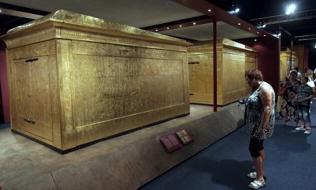 Egypt zuří kvůli Tutanchamonově bustě za 133 milionů. Mluví se o velké krádeži