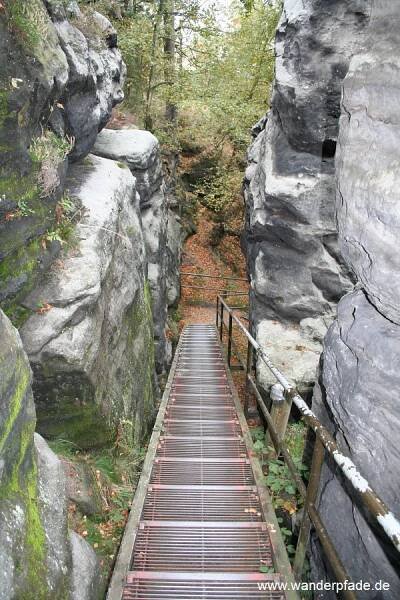 Foto: West-Aufstieg zum Papststein