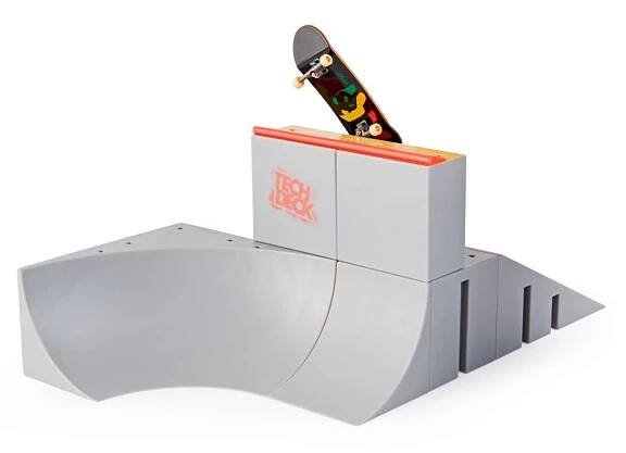 Tech Deck Xconnect Park zatáčky