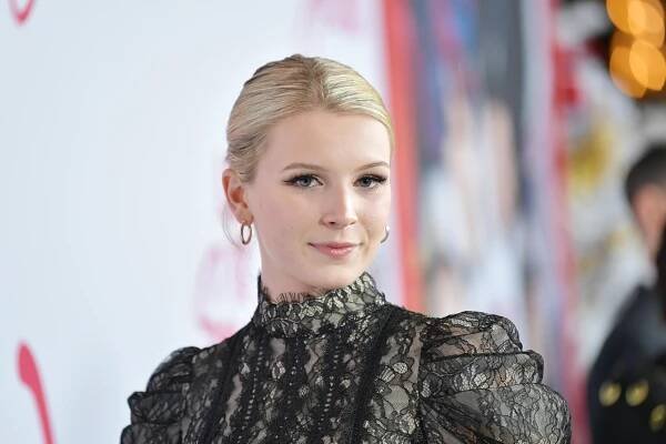 'Ozark's Madison Thompson Reveals That Season 3 Is All About Family Ties (EXCLUSIVE)