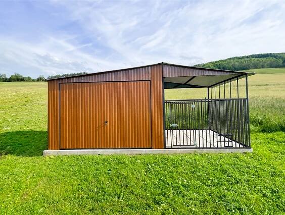 Plechová garáž 3.5 x 3.5m + kotec 2.4 x 3.5m