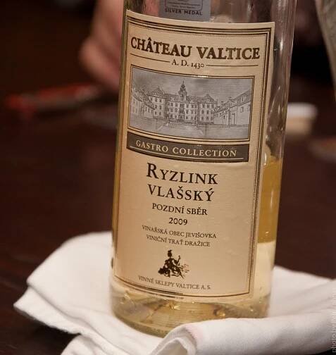 Víno Ryzlink Vlašský (Gastro collection) 2009, pozdní sběr, CHÂTEAU VALTICE - Vinné sklepy Valtice