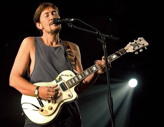 Zpěvák Chris Rea: Kolaps během koncertu!
