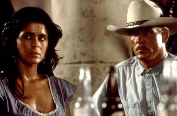 Extrémní předsudek - Z filmu - Maria Conchita Alonso, Nick Nolte
