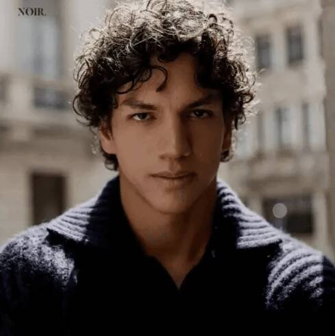 Isaac Hernandez | Ballet Dancer — MnuBio©
