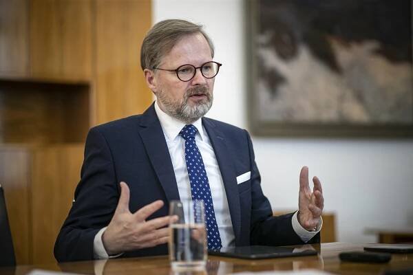 Premiér Fiala: Petr Pavel musí svoji minulost věrohodně vysvětlit