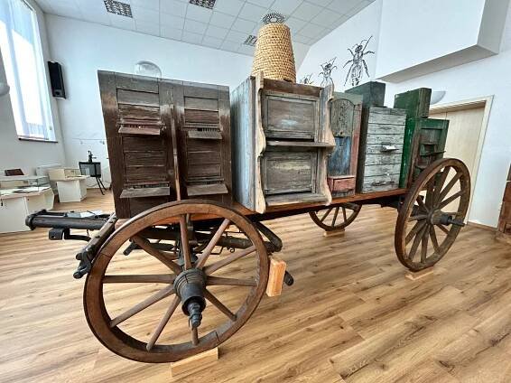 Muzeum včelařství Moravského krasu - MORAVSKÝ KRAS